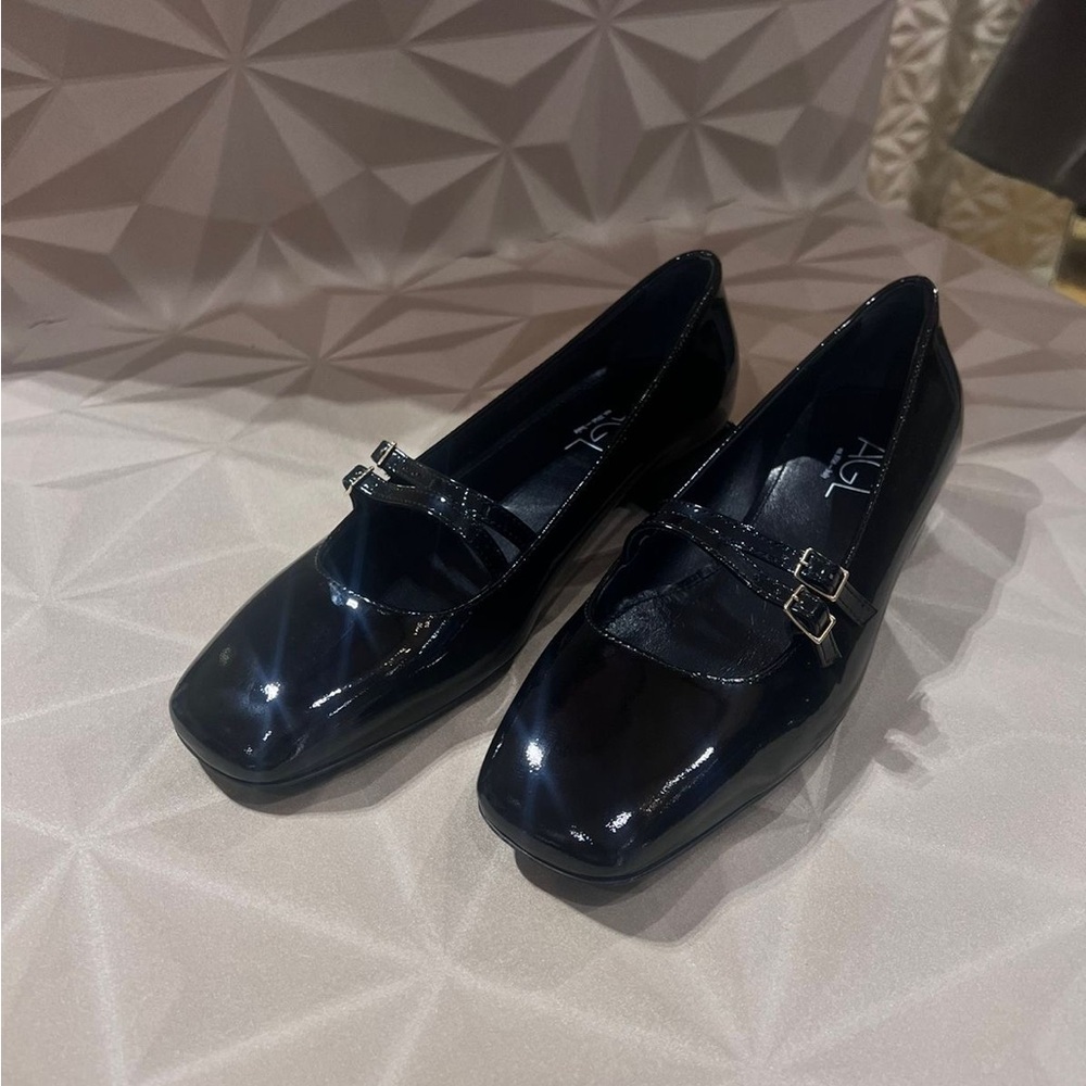 AGL Black Patent Leather Mary Jane Flats NWT Size EU 40 (US 10) Made in Italy